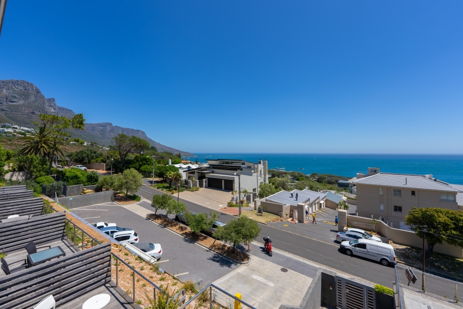 2 Bedroom Property for Sale in Camps Bay Western Cape